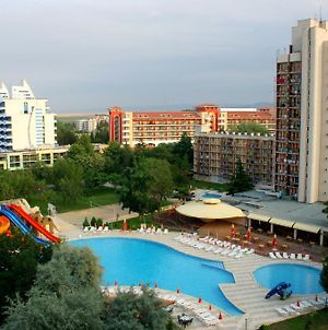 Hotel Iskar & Aquapark Napospart Exterior photo