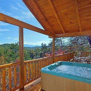 Return To Me- Three-Bedroom Cabin Sevierville Exterior photo