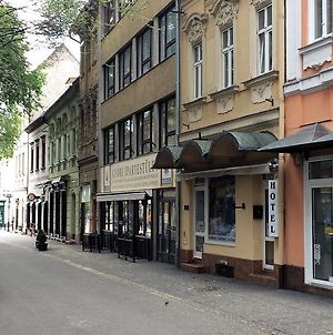 Kuckó Panzió Győr Exterior photo