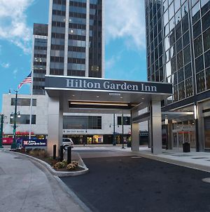 The Hilton Garden Inn Buffalo-Downtown Exterior photo