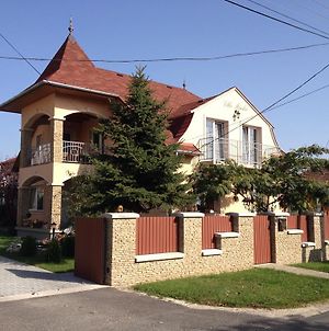 Villa Mónika Keszthely Exterior photo