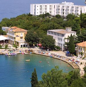 Hotel Adriatic Omišalj Exterior photo