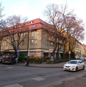 Hotel Unicornis Eger Exterior photo