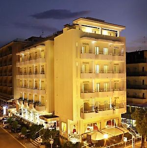 Mediterraneo Hotel & Suites Cattolica Exterior photo