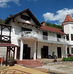 Valcsics Villa Panzió Pécs Exterior photo