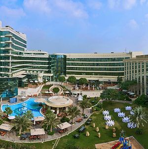 Millennium Airport Hotel Dubaj Exterior photo