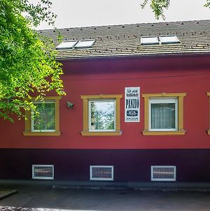 Cívis Szálláshely Debrecen Exterior photo