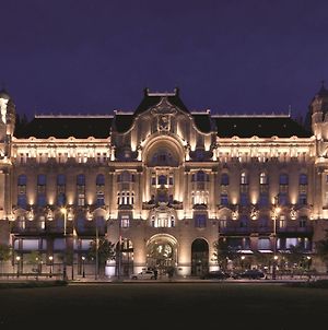 Four Seasons Gresham Palace Hotel Budapest Exterior photo