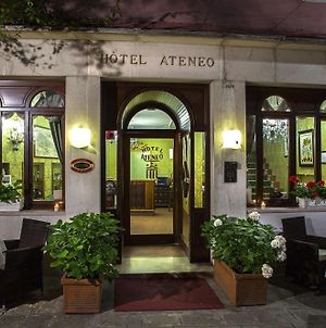 Hotel Ateneo Velence Exterior photo