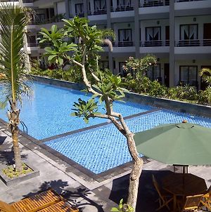 Lombok Garden Hotel Mataram Exterior photo
