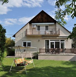 Zámor Holiday House Villa Keszthely Exterior photo