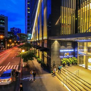 The Mini Suites Eton Tower Makati Manila Exterior photo