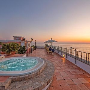 Hotel Nettuno Ischia Island Exterior photo