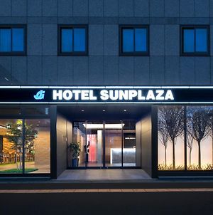 Hotel Sunplaza Oszaka Exterior photo