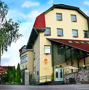 Hotel Restaurant Park Csíkszereda Exterior photo